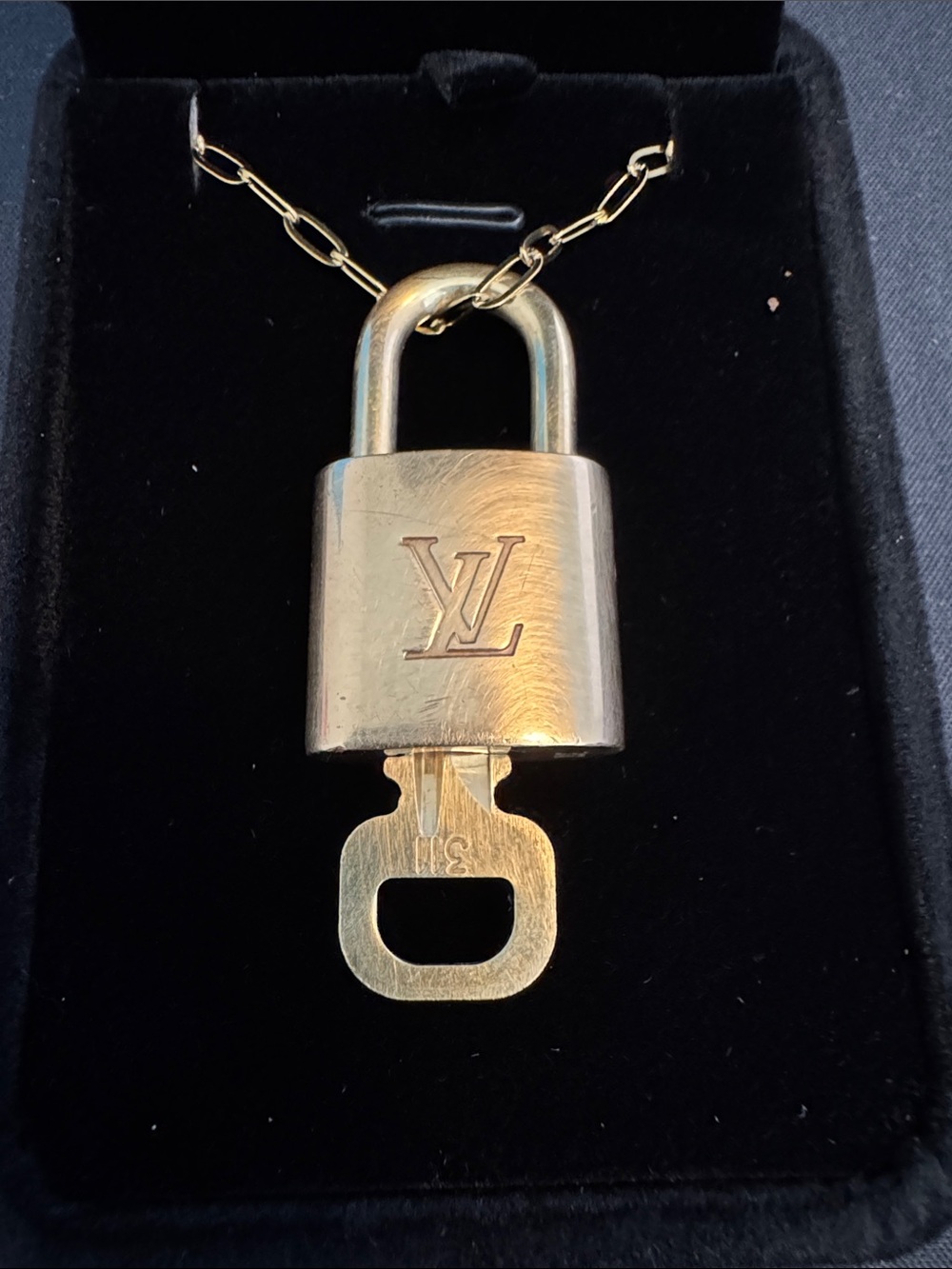 No. 311 Louis Vuitton Gold Padlock Necklace Pendant with Key Charm